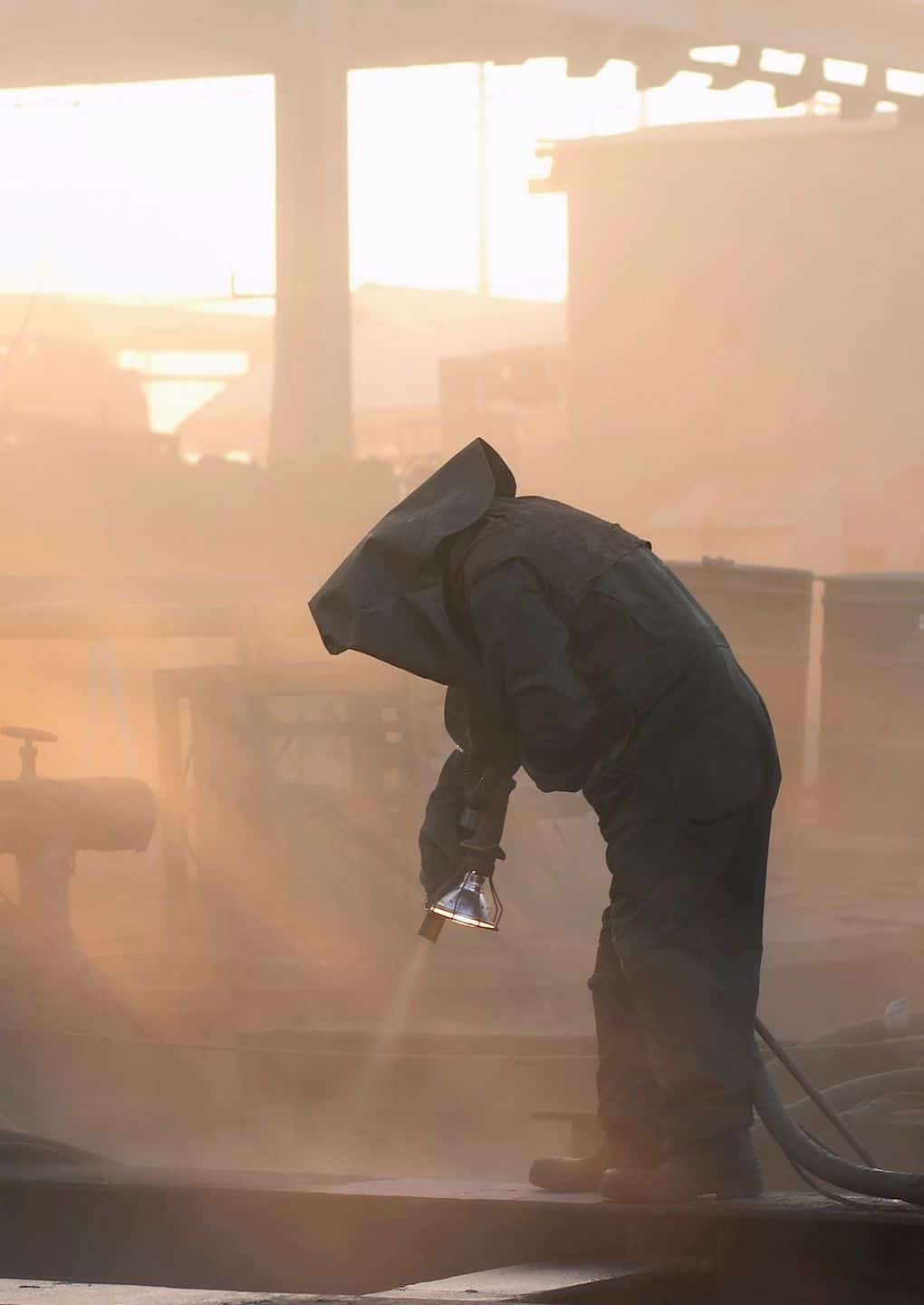 Sandblasting in ray (portrait)